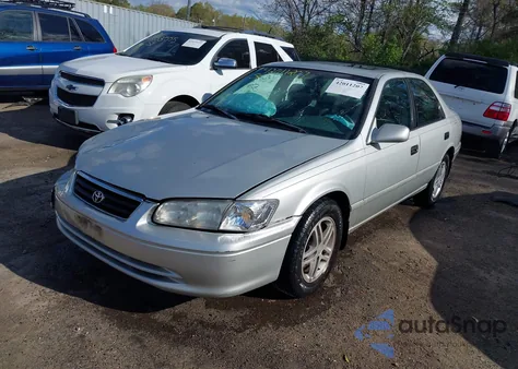 2000 Toyota Camry Le из США, поврежденный, VIN 4T1BG22K8YU648927